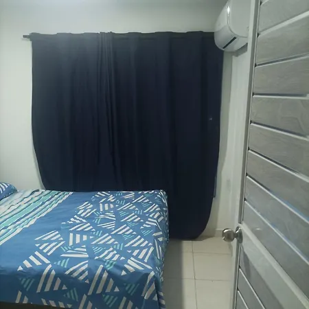 Red House 47 Guest house *